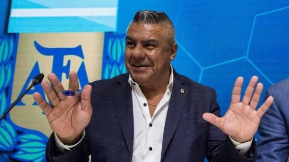 Escándalo en la AFA: Procesan a Tapia, Toviggino y otros dirigentes por retención indebida de aportes